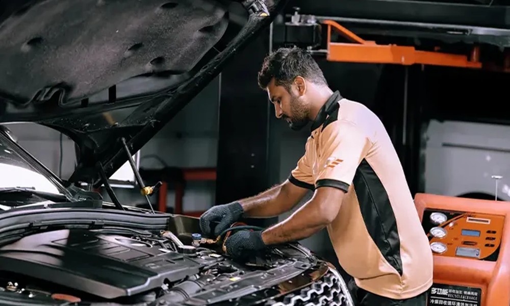 Vehicle Damage Estimator: Accurate Repair Costs Fast
