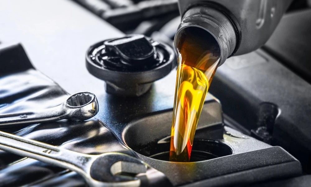 The Connection Between Water Pump Problems and Hose Leaks